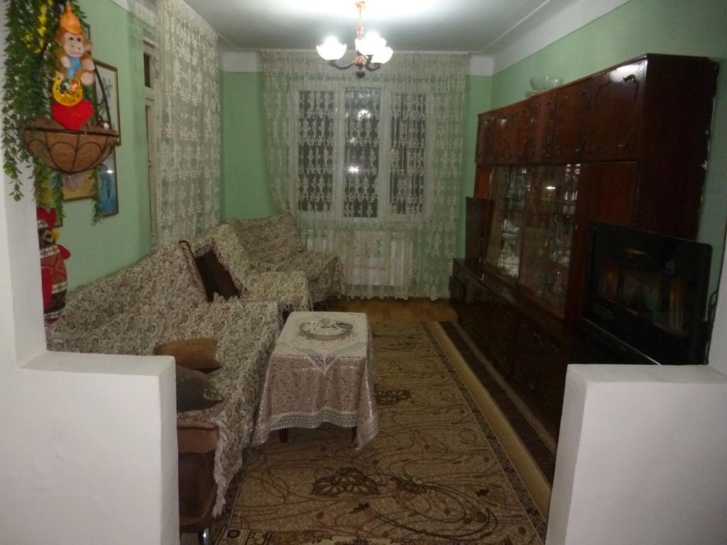 Guest House Elena Makhinjauri Exterior photo