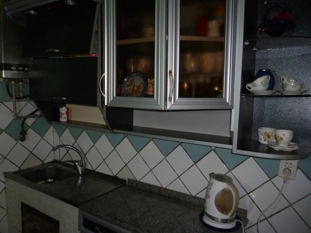 Guest House Elena Makhinjauri Exterior photo