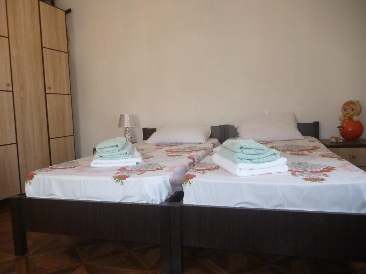 Guest House Elena Makhinjauri Exterior photo